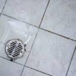 O que fazer com ralo que borbulha